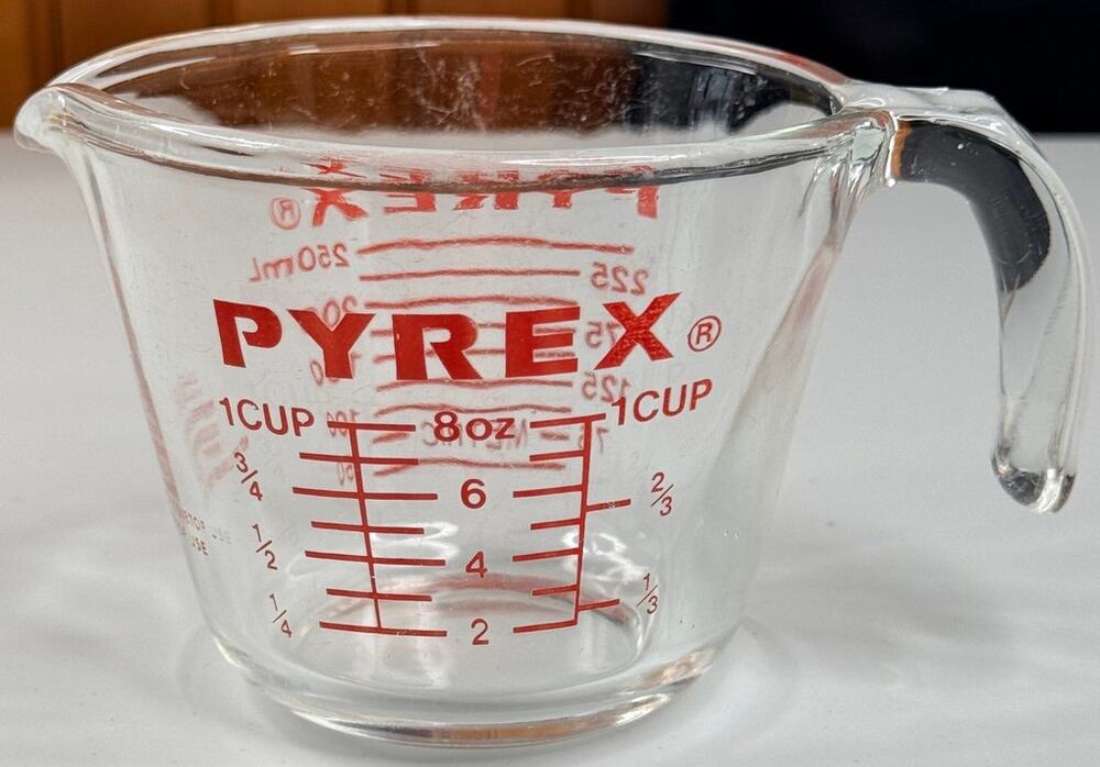Vintage PYREX 508 1 Cup 8oz Measuring Cup Borosilicate Red Lettering USA 250mL